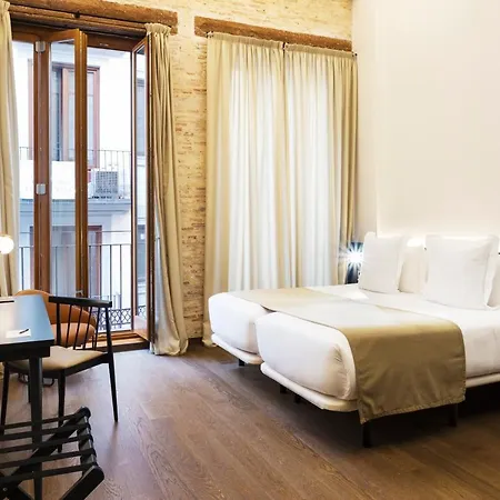 One Shot Mercat Hotel 4*