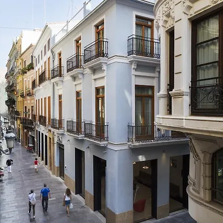 One Shot Mercat 4* Valencia