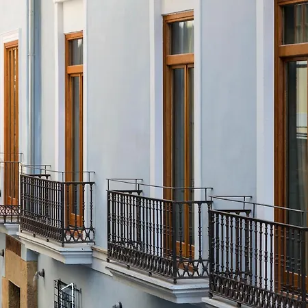 One Shot Mercat ホテル 4*