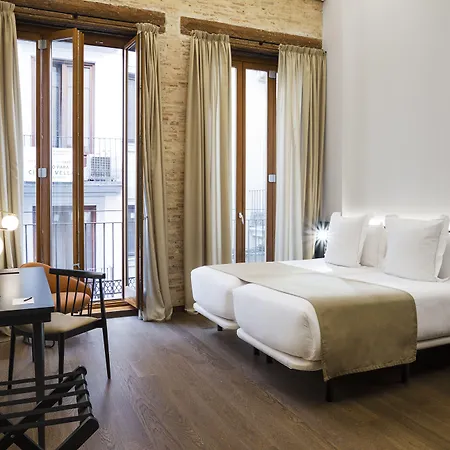 One Shot Mercat 4* バレンシア