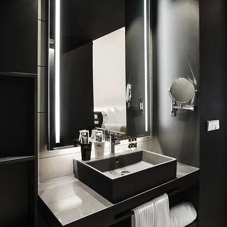 One Shot Mercat ホテル 4*